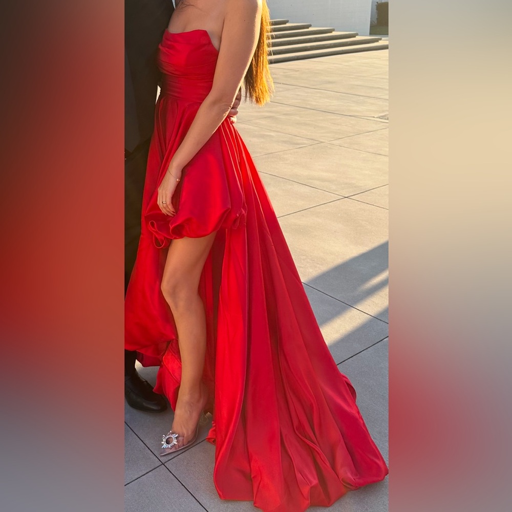 Gown dress